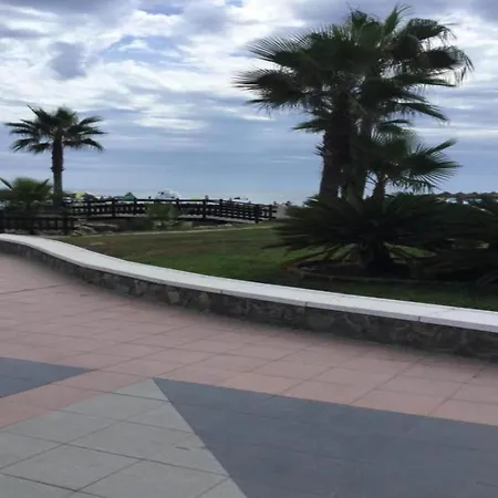 Appartement In Malaga Near Bajondillo *